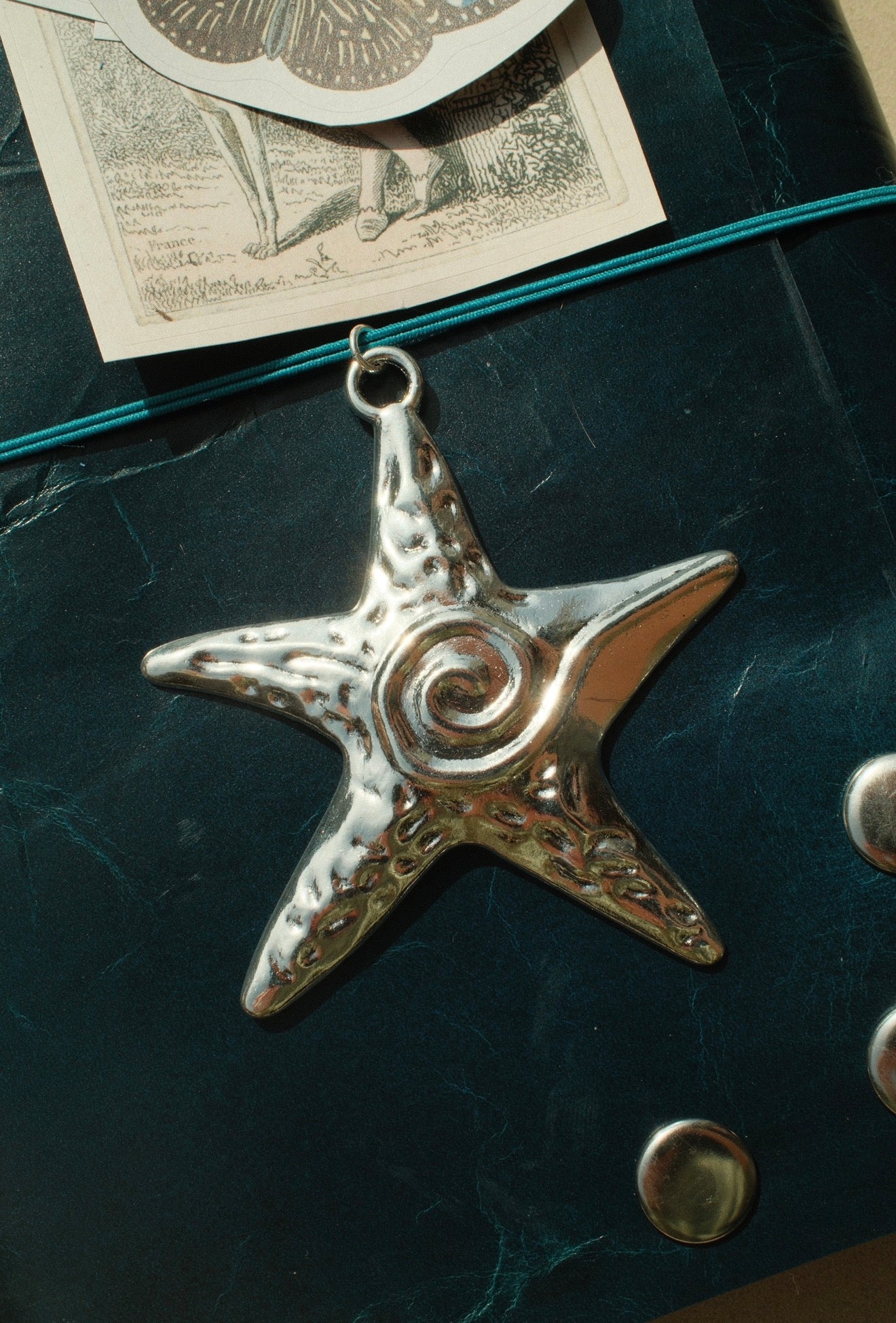 Large star pendant