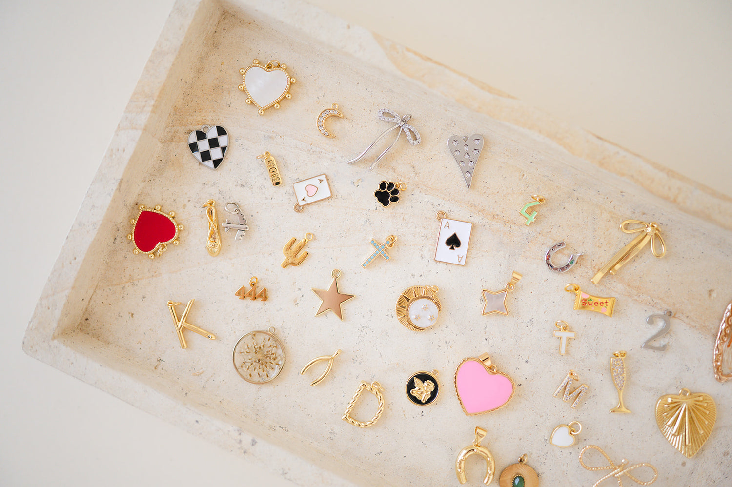 REGULAR CHARMS