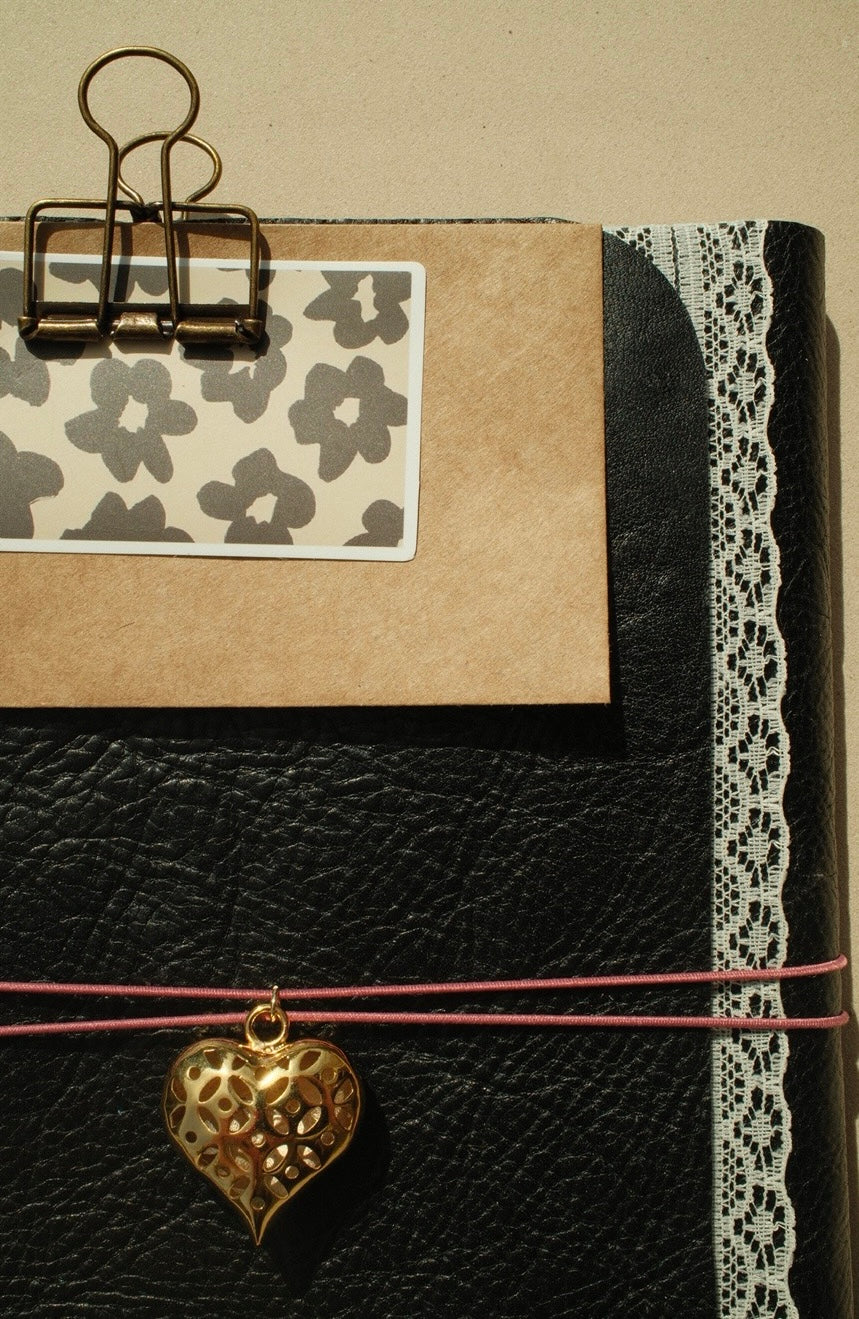 Cream Lace Ribbon Detail