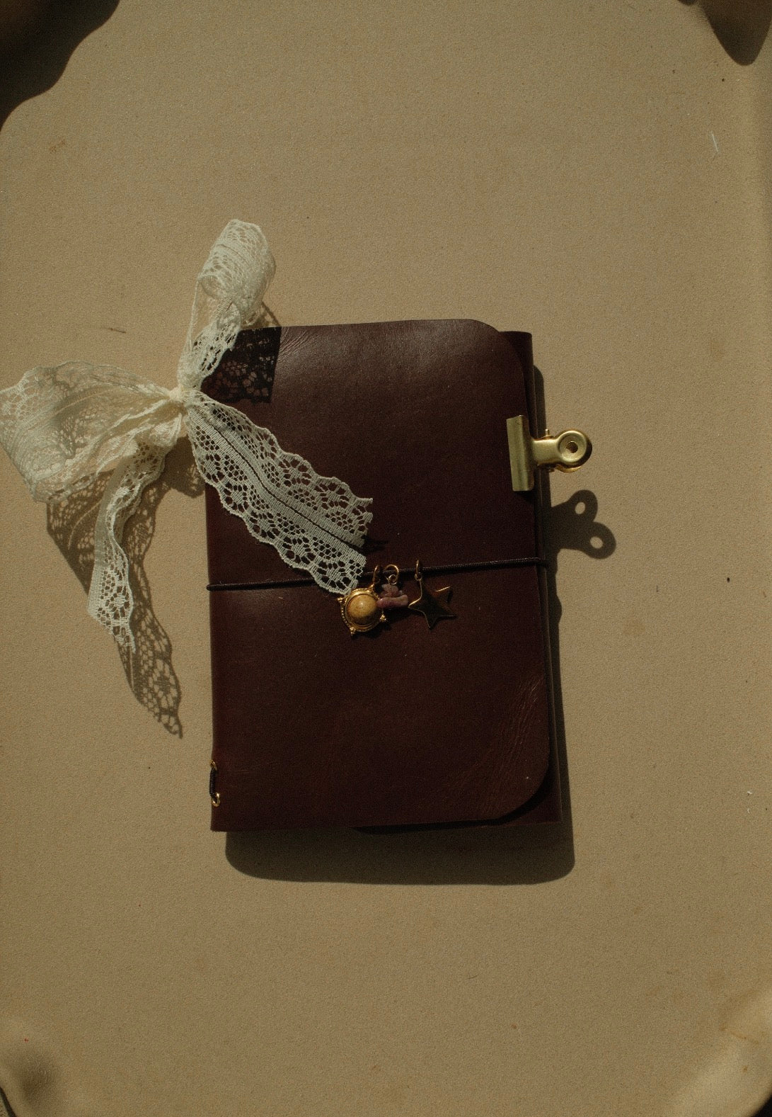 Vol. 1 - A6 brown bow