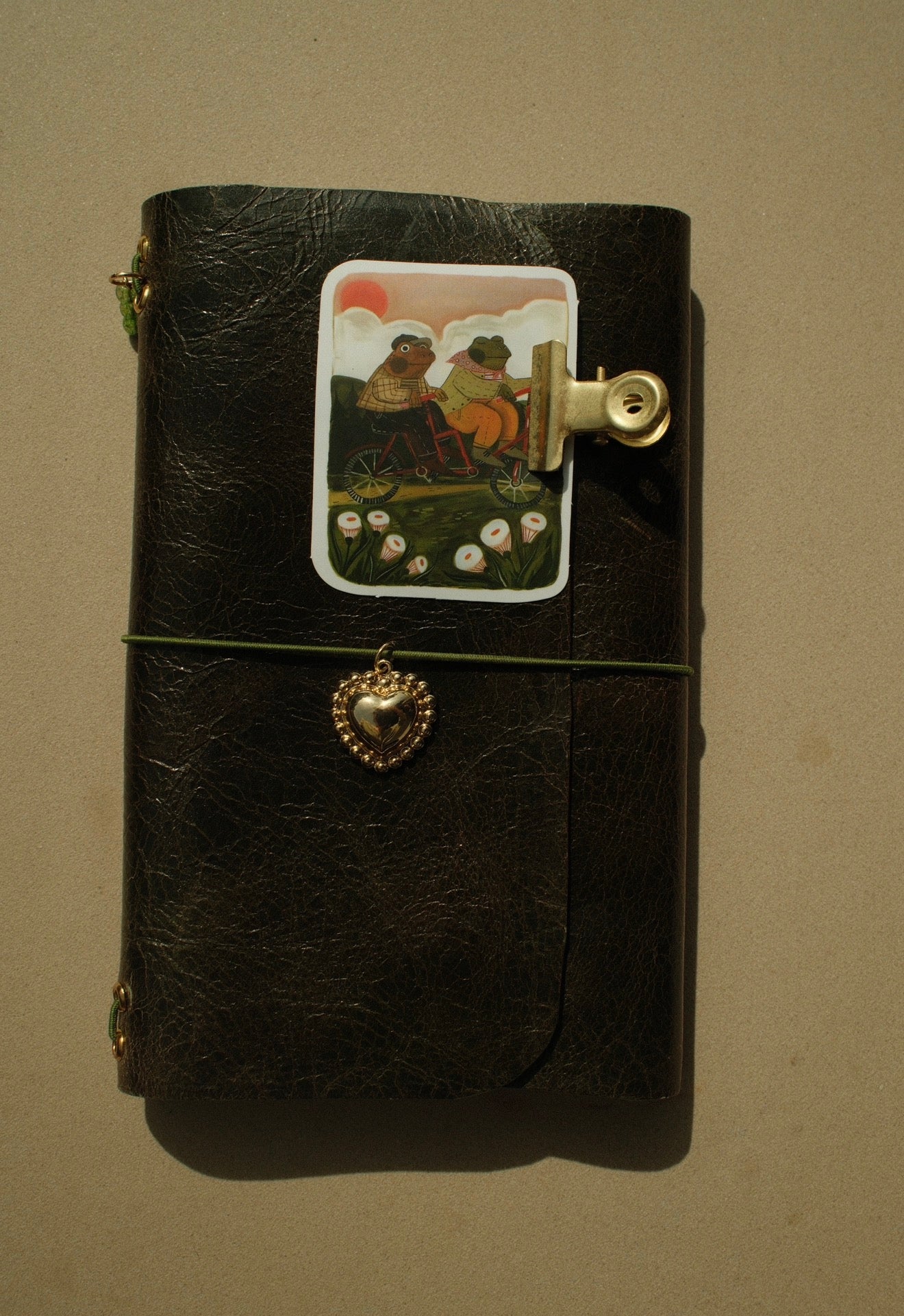 Vol. 1 - A5 green heart