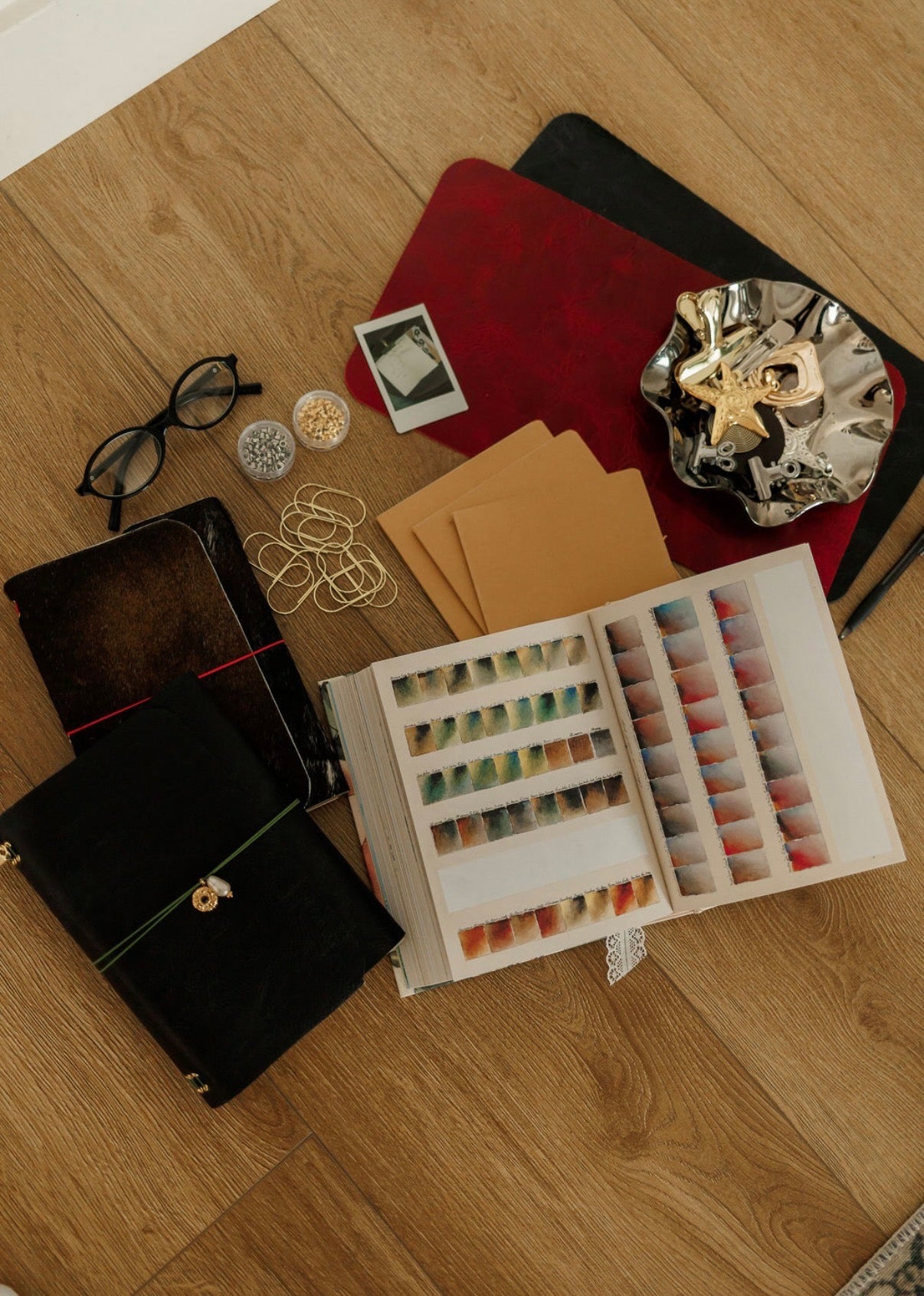 BOOK JOURNAL WORKSHOP